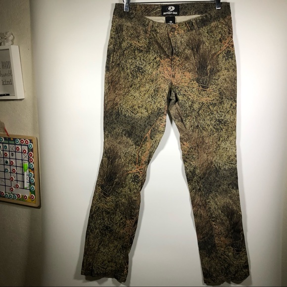 Mossy Oak Break Up Infinity Jeans Size 10 Pants - Picture 3 of 7